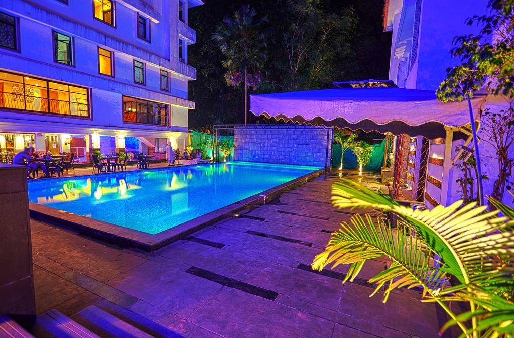 Hotel Sunkissed Plaza Calangute Exterior foto