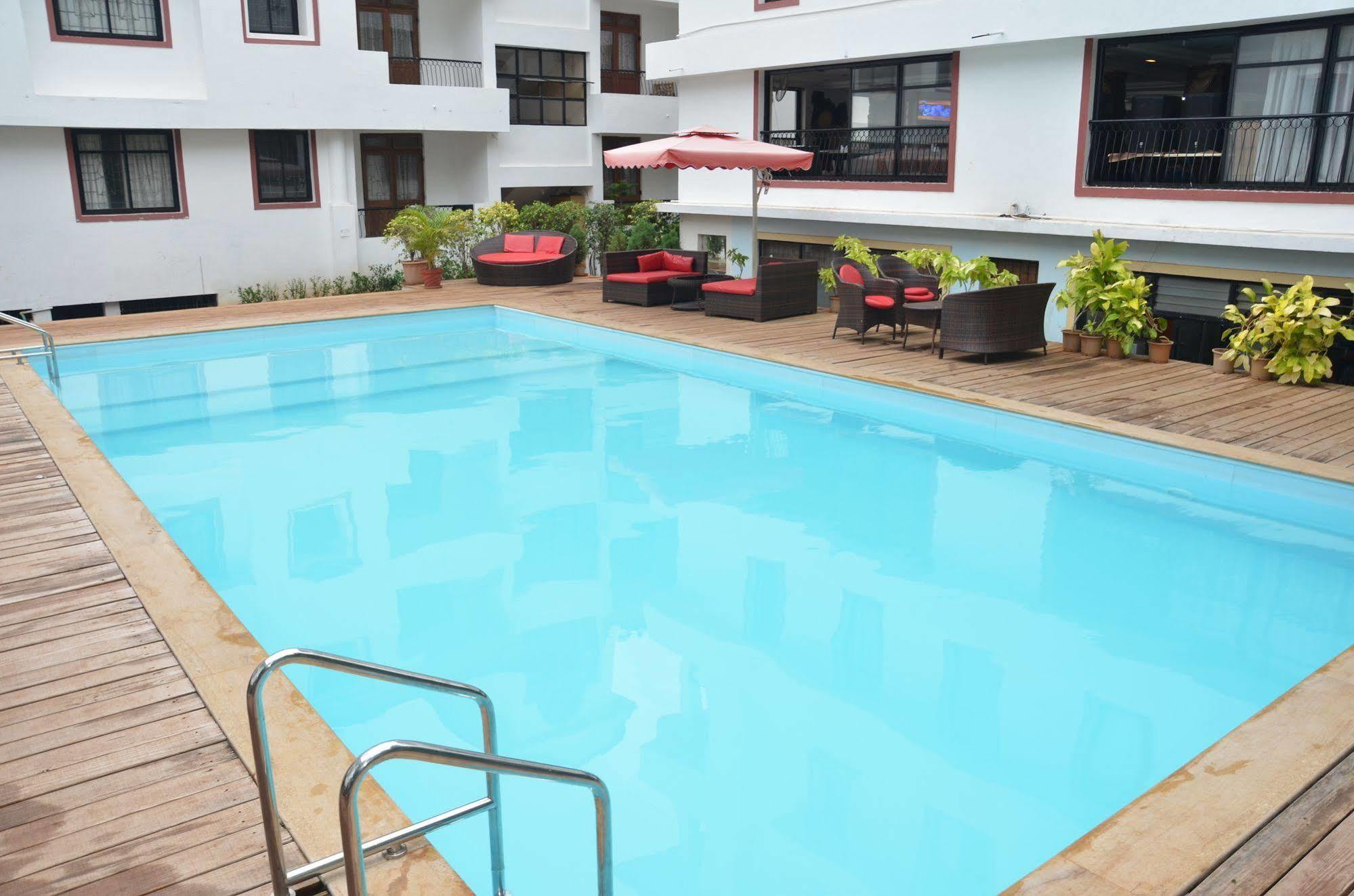 Hotel Sunkissed Plaza Calangute Exterior foto